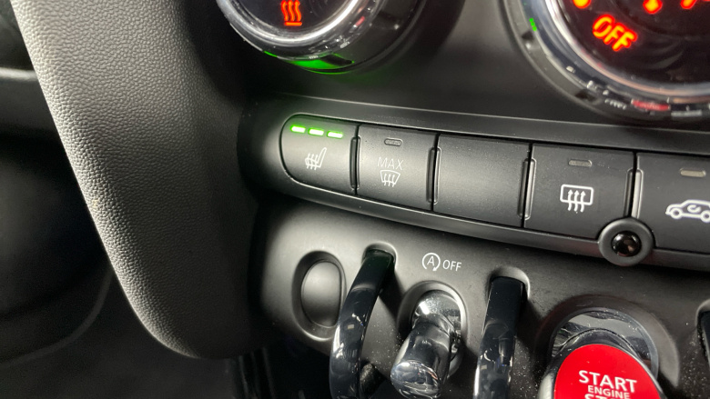 MINI Hatchback 1.5 Cooper Exclusive 5dr Auto [Comfort Pack] Petrol Hatchback